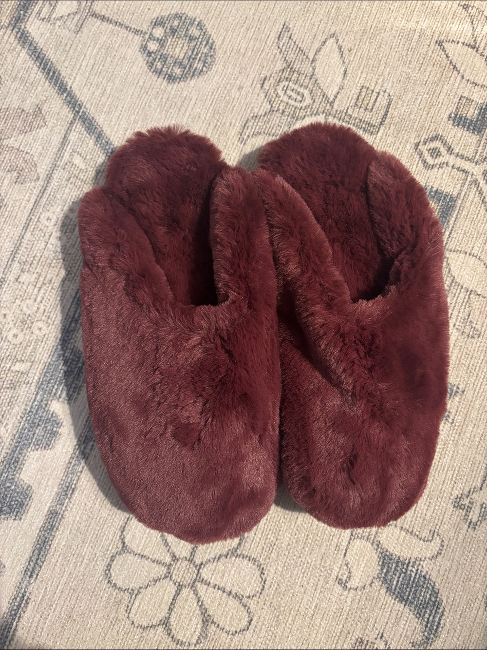 Plush Faux-Fur Burgundy Women's Slippers